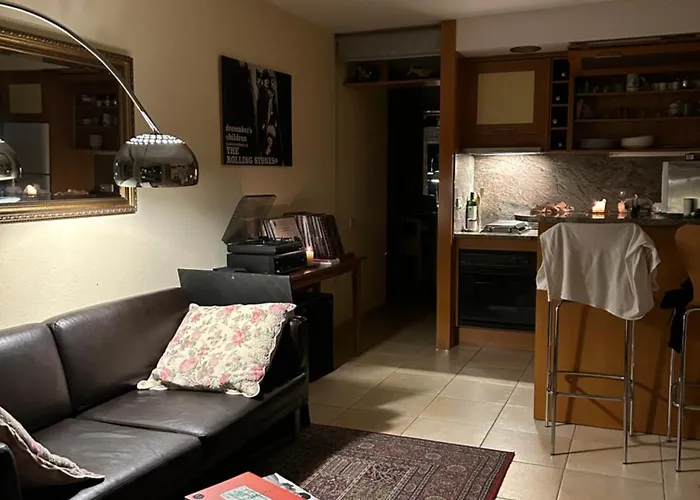 Front 2 Bedrooms